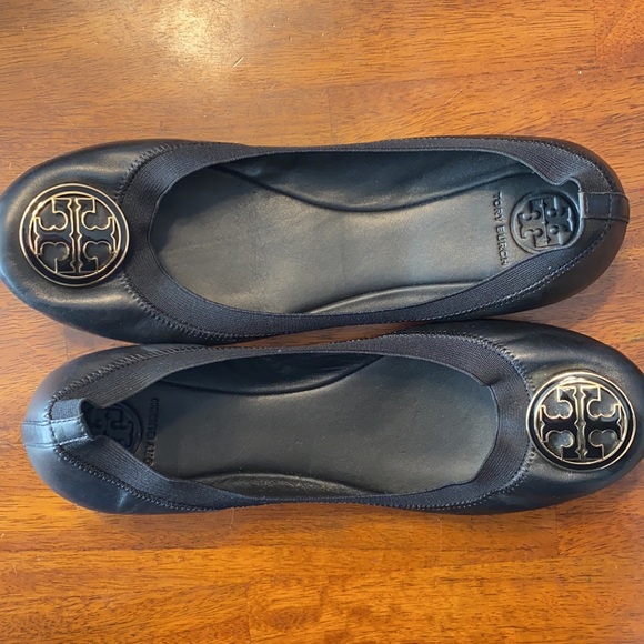 Shoes - Tory Burch black and gold Caroline leather flats